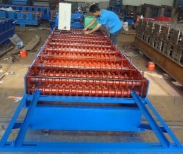 上海彩钢瓦复合机清洁方法-彩钢机械设备选择