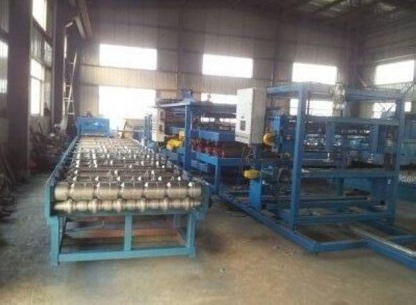 供应彩钢瓦复合机-上海彩钢机械设备公司