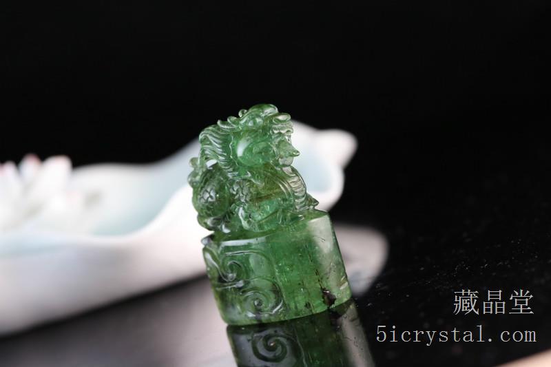 绿碧玺麒麟印章