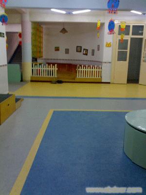 上海学校地板�