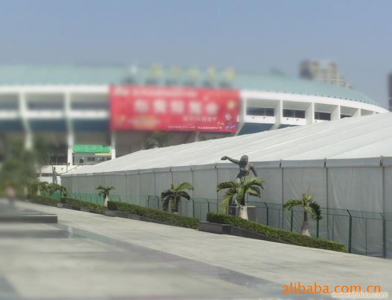 上海展览馆临时帐篷?