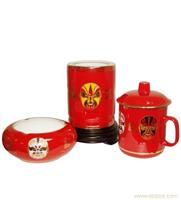 中国红陶瓷三件套|陶瓷笔筒|烟灰缸|将军杯