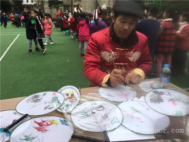 宫扇彩绘艺术教学