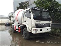 6方小型混凝土搅拌车