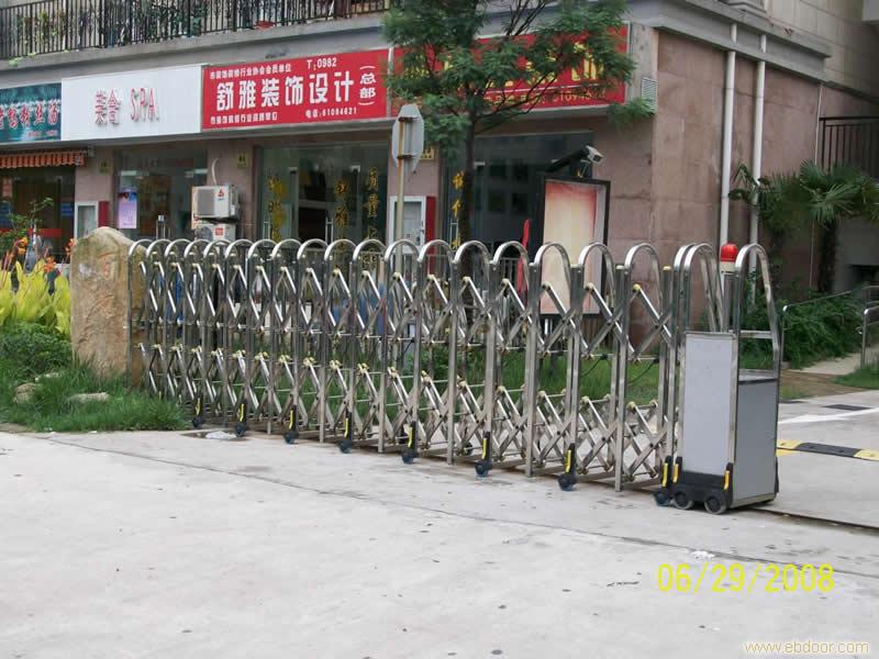 上海不锈钢伸缩门生产厂家�