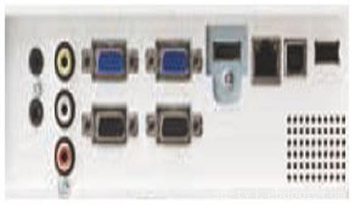 松下PT-X338C商务会议室使用投影机
