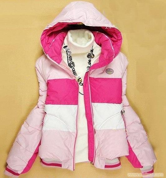 秋冬装 修身保暖连帽 彩色条纹 羽绒服�