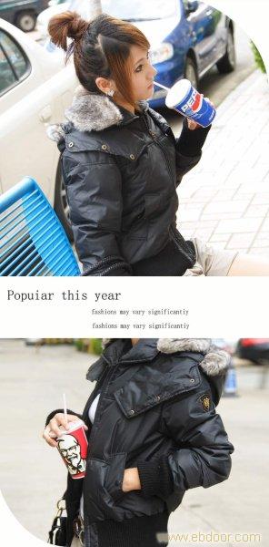 050 秋冬保暖 休闲时尚连帽可脱卸 毛领纯色 棉服�