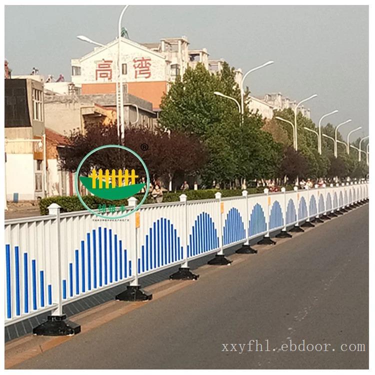 河南新乡（郑州）批发加工市政交通护栏，锌钢护栏厂家
