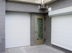 上海电动卷帘门�