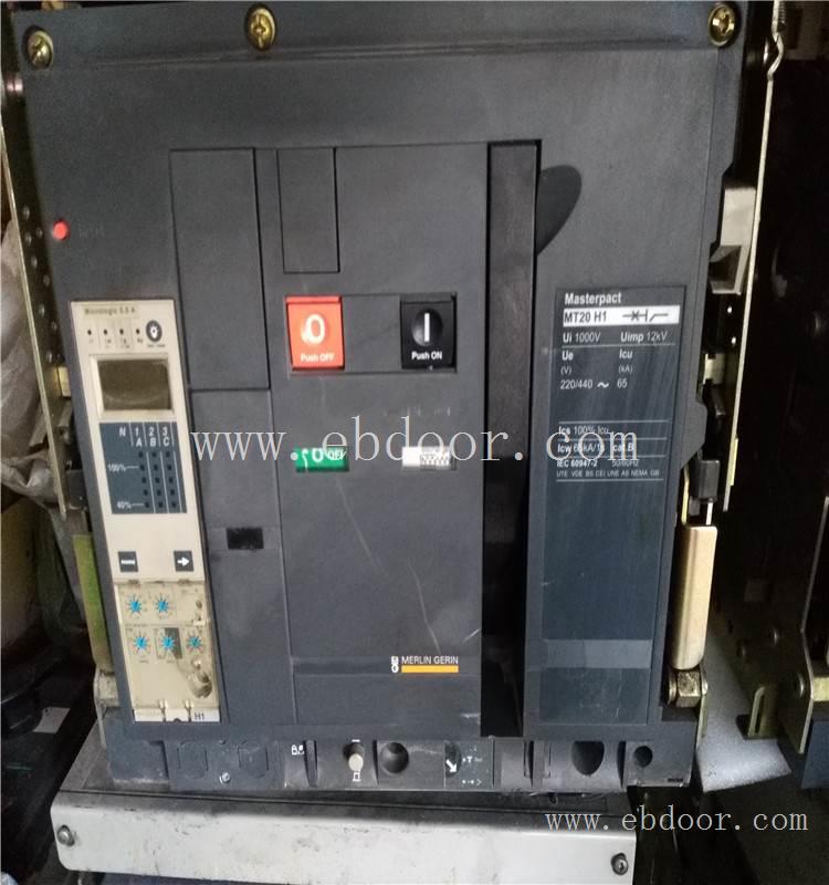MT20H1  抽出式 电压380V 控制单元5.0A 标配施耐德MT框架断路器