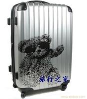 时尚旅行箱�