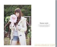 VIVI新款~韩版进口软泥料皮纯毛绒牛仔精品连帽大衣7601#   韩版连帽大衣价格 