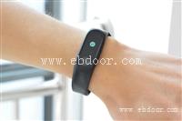 具有考勤、签到等功能校园考勤手环APP定制开发