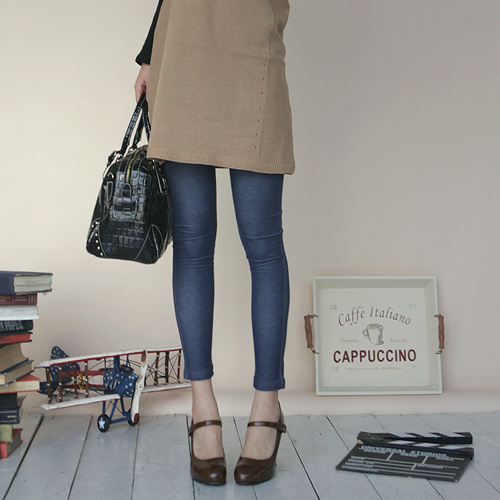 紧身九分裤兰色6027�