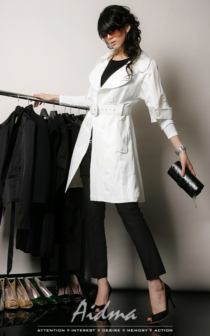 07韩版品牌白色风衣e9855�