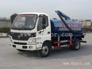 程力5立方吸粪车