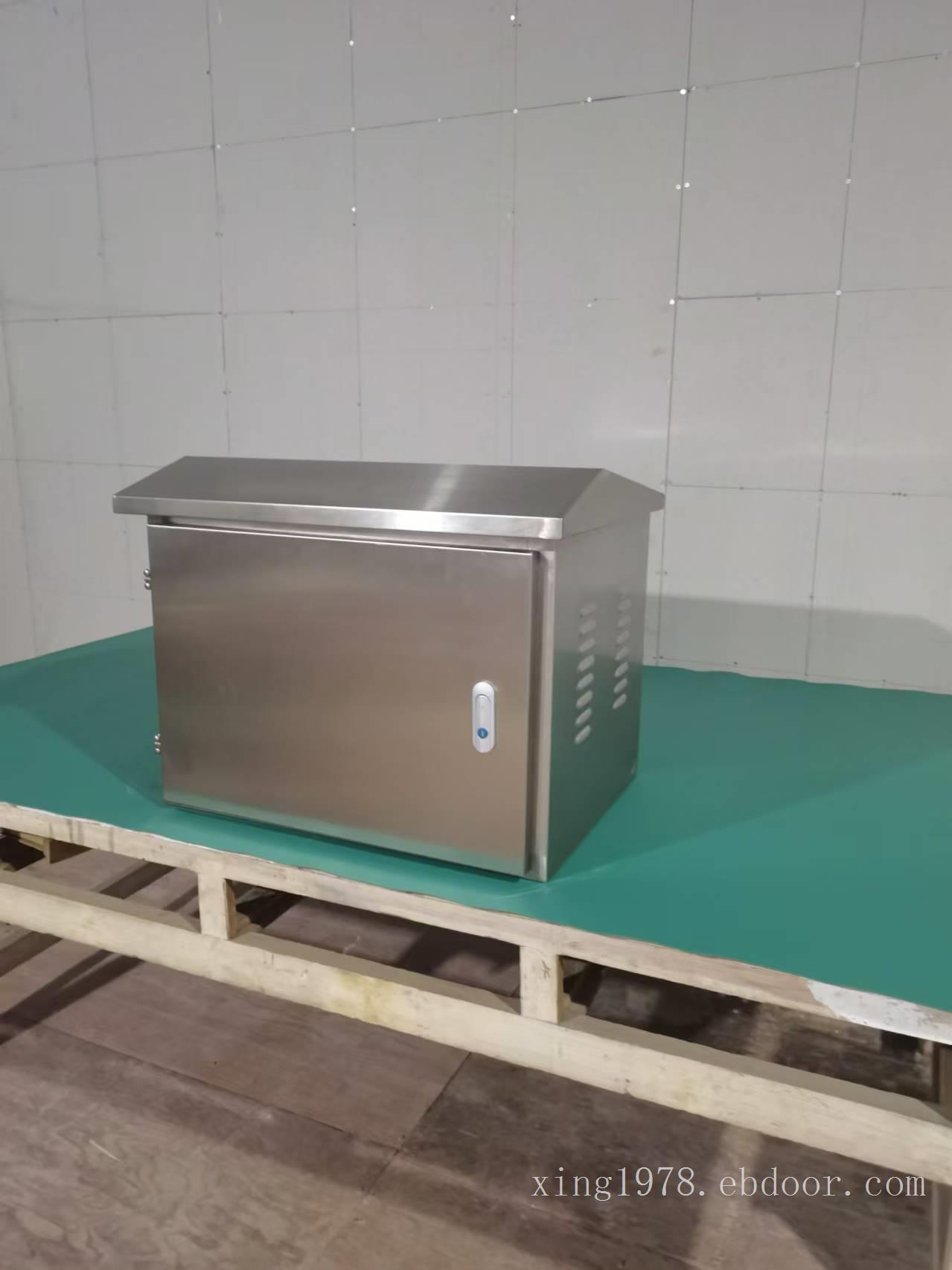 不锈钢挂壁式网络箱9u小型经济型交换机柜