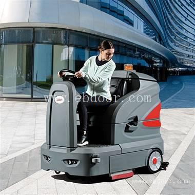 GM160大驾驶式洗地机，高美酷卡洗地机，全自动洗地机