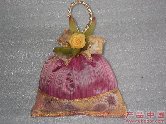 特色香包批发�