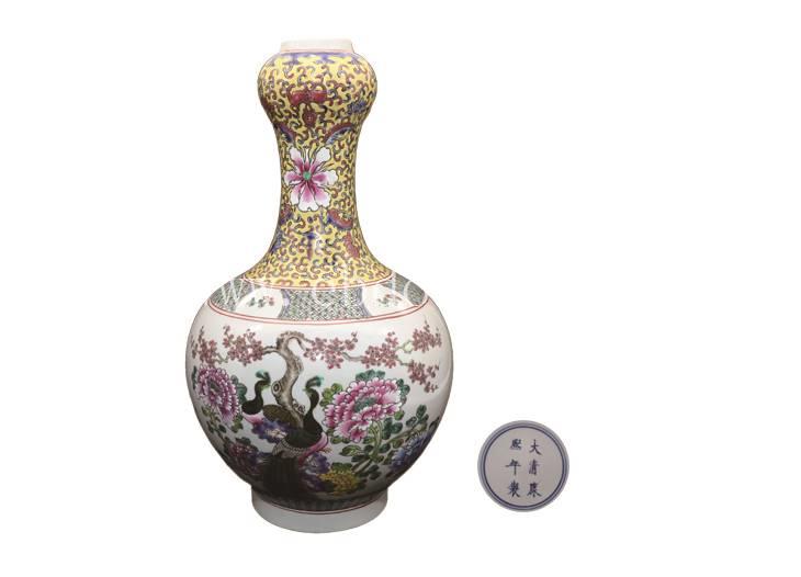 粉彩花鸟蒜头瓶瓷器征集.鉴定拍卖交易