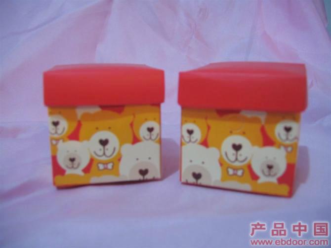 方盒小熊�