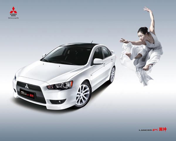 三菱翼神 2013款1.8L舒适型CVT （黑白版）