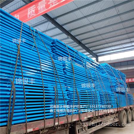河南新乡工地电梯井专用门 施工电梯门厂家