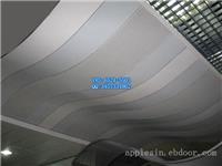 金属板隔断