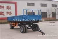 10吨箱式自卸全挂拖板车参数配置