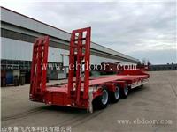 鄂州平板式三桥低平板拖板车厂家