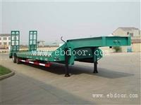西宁13米六轴勾机板半挂车零售