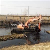临沂水上挖掘机出租  湿地捞草清淤挖机租赁 浮箱改装厂家指定