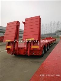 13.75米钩机板半挂车 上户要求什么型号轮胎