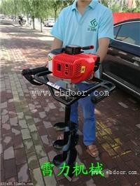 轻型挖树坑机手扶钻孔实际应用