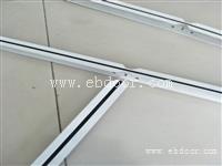 德州凹槽黑线贯通烤漆龙骨制造商