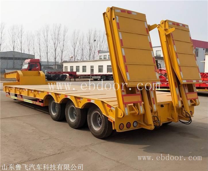 物流运输厢式轻型车 高低高 轮胎外漏式液压爬梯低平板半挂车价格