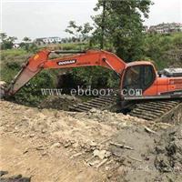 大量湿地挖掘机出租租赁