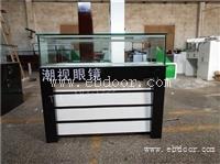 山东潍坊生态板眼镜柜/太阳镜中岛柜装修图片