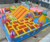 充气城堡厂家.新款迷宫充气城堡滑梯