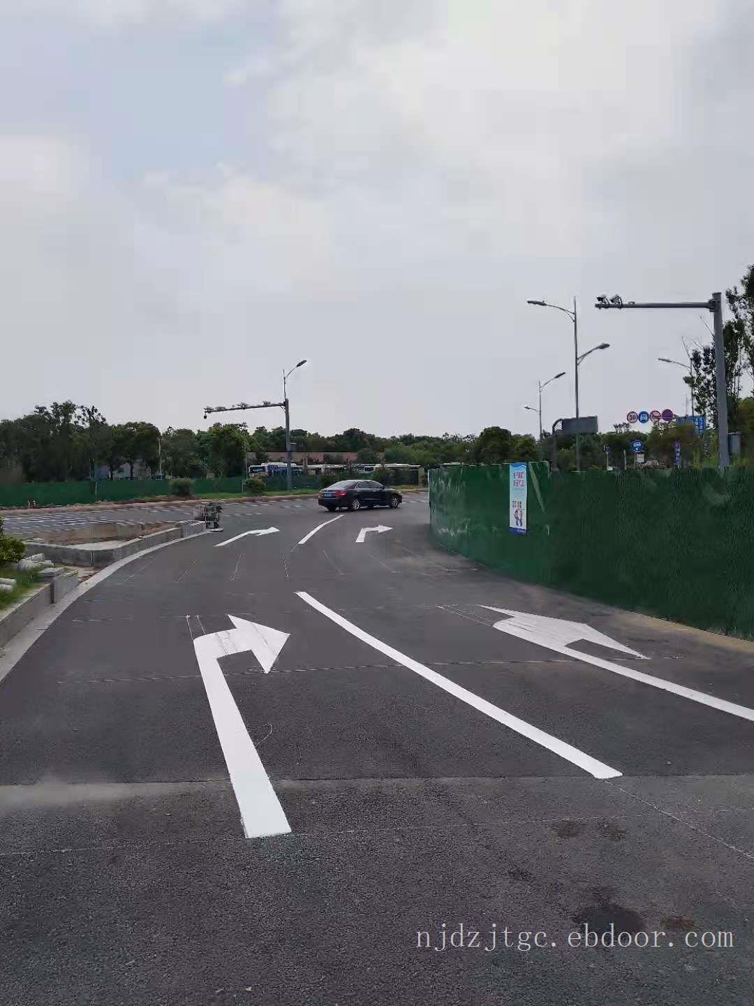 南京道路划线公司-厂区划线-消防通道划线-停车位划线报价