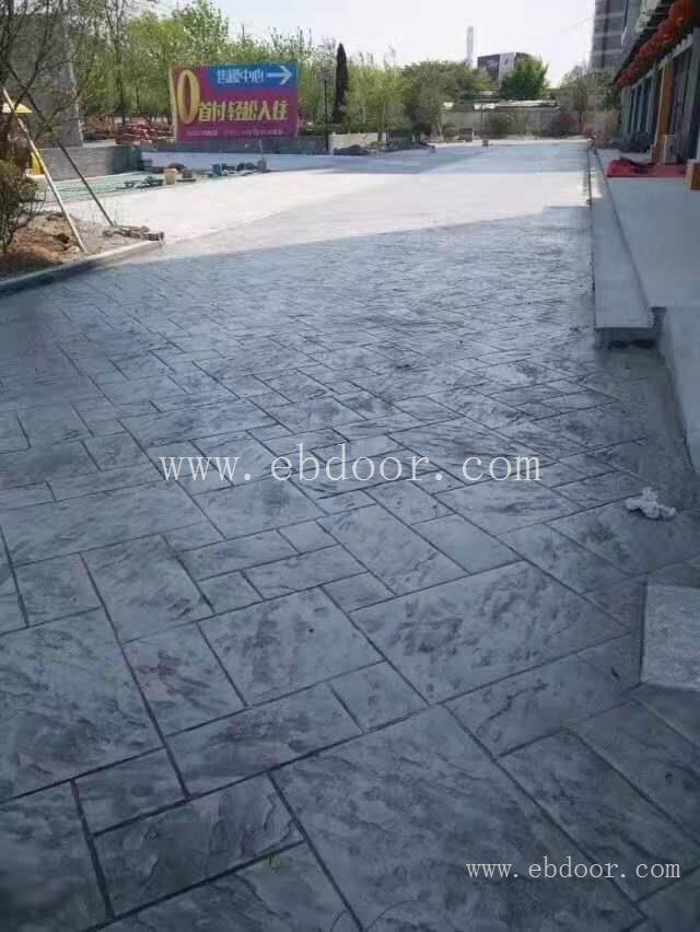 达州市水泥压印地坪厂家 水泥压模地坪厂家 水泥压花地坪厂家