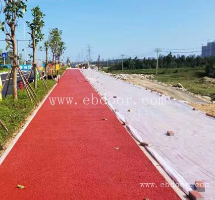 安顺市透水混凝土路面 彩色透水路面材料 彩色透水地面价格