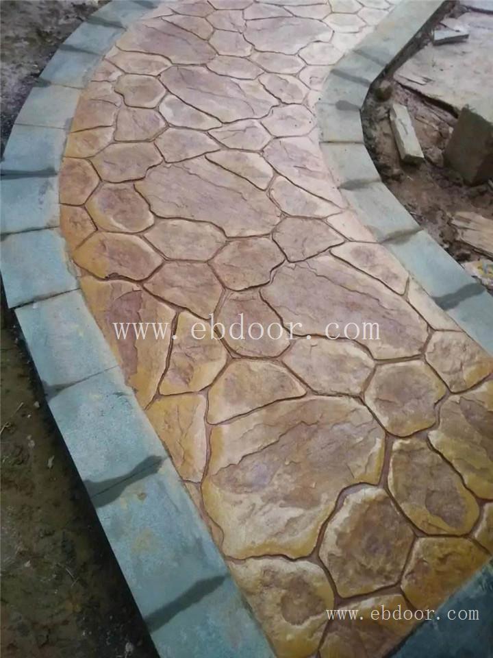 绵阳市水泥压花混凝土 压印混泥土材料 压模地坪价格多少