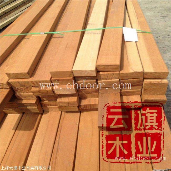 昌江县巴新菠萝格圆立柱加工工厂 印尼菠萝格异形木扶手定制