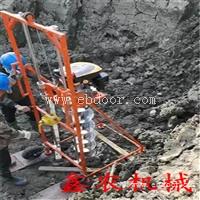 清桩芯掏土机施工现场图