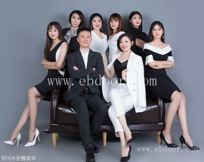 新乡纹绣美甲培训专业学校