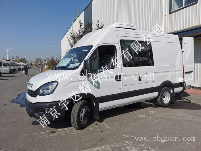 依维柯社区服务车  公益服务车 流动洗澡车 流动服务车 宇达
