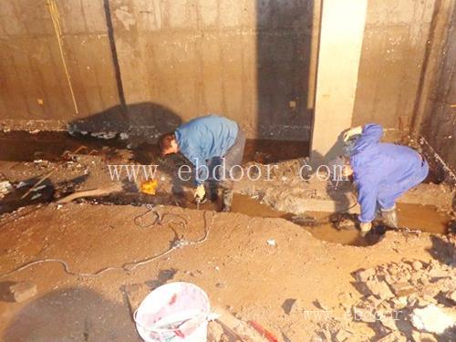 上海闸北区地下室伸缩缝防水堵漏施工案例
