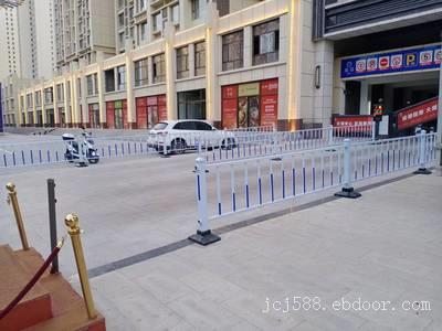广西市政护栏丨广西京式隔离栏丨广西道路隔离栏